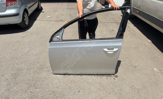 2009/2012 VW GOLF 6 GRİ SOL ÖN KAPI ORJINAL DOLU