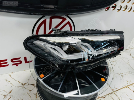 BMW g.20 kasa 5.serisi LCİ sağ ön far