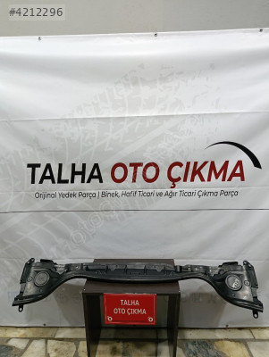 Renault Latitude Cam Altı Izgarası