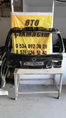 BMW X5 BAGAJ KAPAĞI