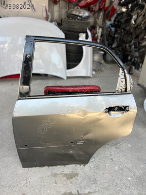 2007 Honda City çıkma arka sol kapı