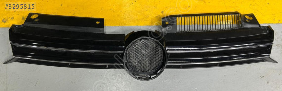 Volkswagen Golf6 Ön Panjur Nikelajlı 5K0853651AG