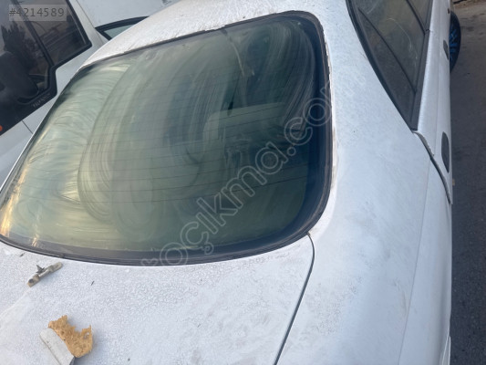 Toyota karo ve corona arka cam