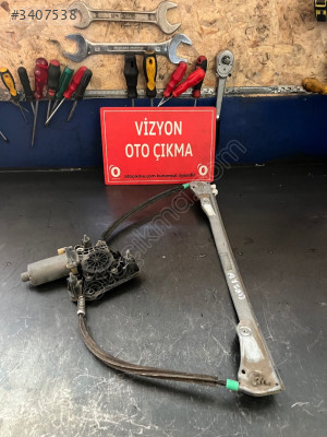 RENAULT CLİO 2 SAĞ ÖN CAM KRİKOSU ✅