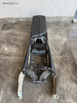 BMW 5 SERİSİ G30 ORTA KONSOL EGE OTOMOTİV BURSA