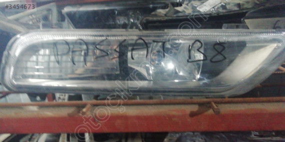 PASSAT B8 SAĞ ÖN SİS FARI ÇIKMA