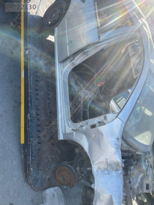 Skoda fabia sağ yan marşpiyel