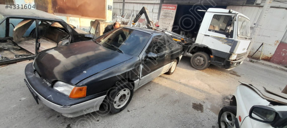 Hyundai S Coupe 1991 model ön çamurluk