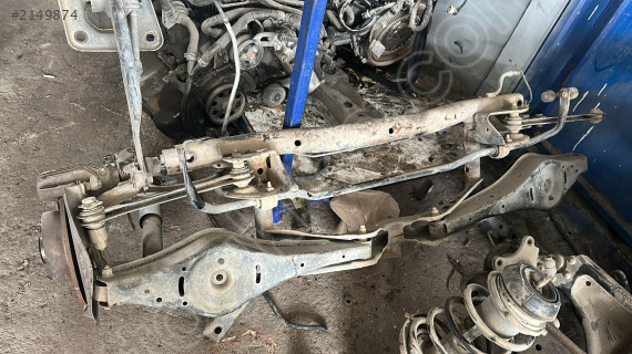 VOLKSWAGEN JETTA ARKA DİNGİL TAŞIYICI SALINCAK MG OTO