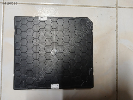 5Q0937086B Elektrik Kontrol Ünitesi Passat