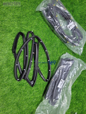 FİTİL ARKA KAPI ÇEVRE SOL İX35 83130-2S000