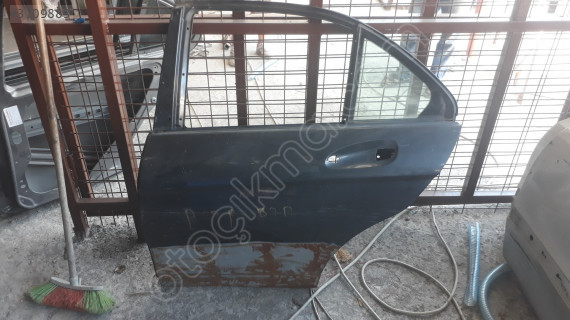 Mercedes C 204 KAPI SOL ARKA