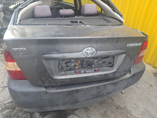Toyota Corolla Arka Bagaj Kapağı Çıkma Arka Çamurluk