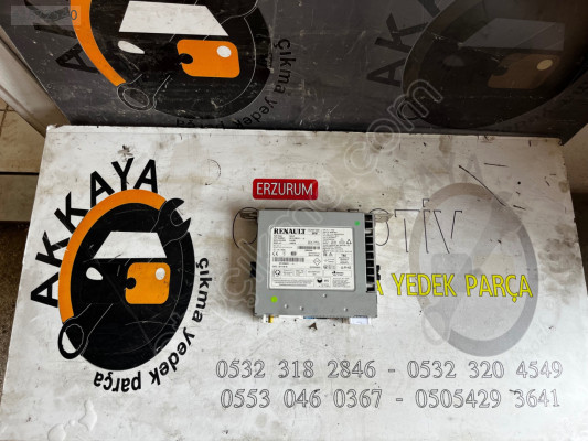 281155981R Megane 4 Radyo Teyp Beyni Orjinal Çıkma