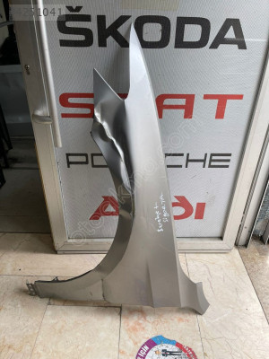 VOLKSWAGEN PASSAT B8 SOL ÖN ÇAMURLUK