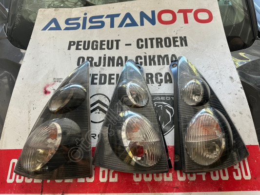 Citroen c1 arka stop lambası çıkma