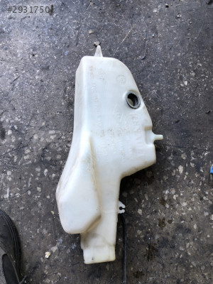 RENAULT SCENİC 1 CAM SU DEPOSU