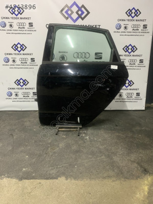 AUDİ  A1 SOL ARKA KAPI ÇIKMA ORJİNAL 2011 - 2015
