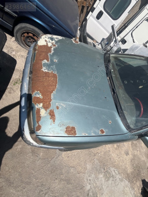 Nissan sunny kaput