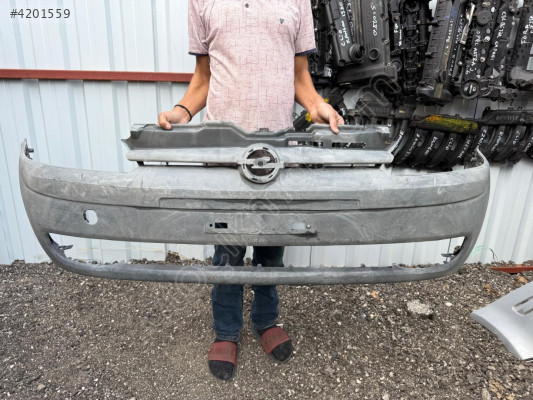 OPEL CORSA C ÖN TAMPON 3.ÜRÜN ORJİNAL ÇIKMA TEMİZ