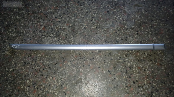 Peugeot 306 sağ arka kapı çıtası