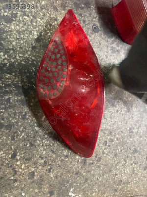 Peugeot 207 sağ arka stop lambası