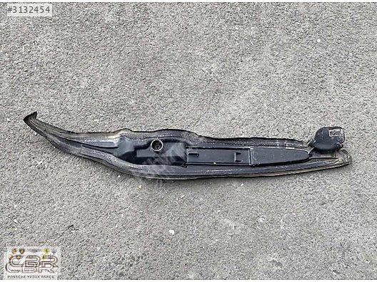 PEUGEOT 207 SAĞ ÖN PLASTİK KAPAK İZOLASYON KAPLAMASI 9680114880