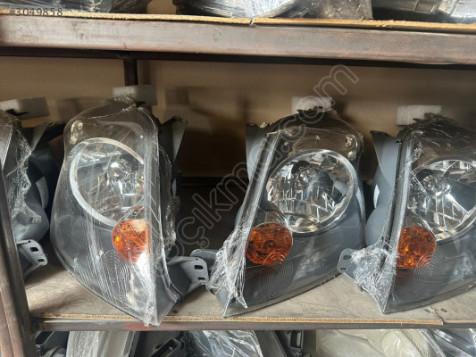 Ford Fiesta sağ sol ön far 2006+2008
