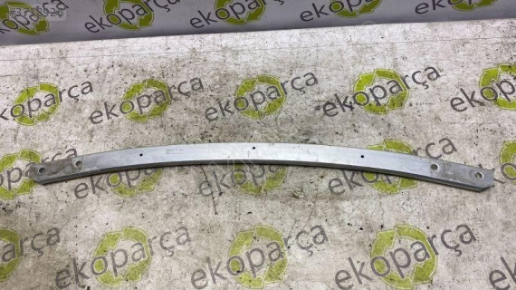 MERCEDES C SERİSİ 2021 2024 W206 ÖN TAMPON ALT DEMİRİ A2066201100