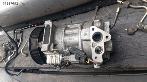 NİSSAN QASHQAİ 1.6 DCİ KLİMA KOMPRESÖRÜ 92600 4EB1A