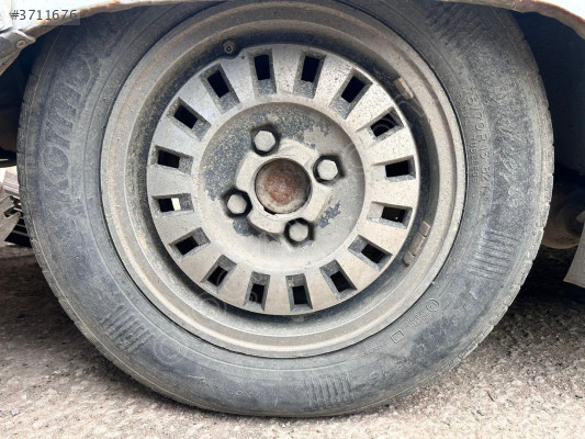 Renault 9 broadway orijinal 4 takım jant lastik