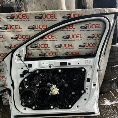 FORD FOCUS 4 SAĞ ÖN KAPI ÜÇEL OTO ÇIKMA BURSA