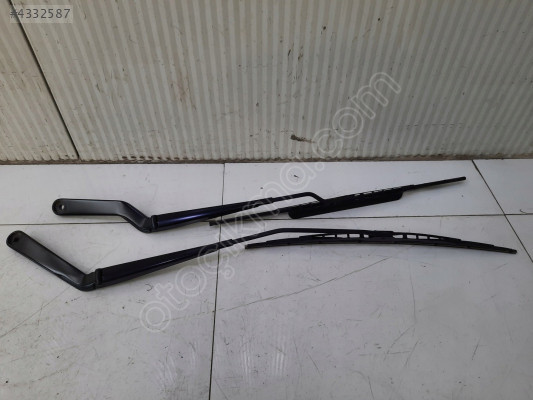 PORSCHE PANAMERA SİLECEK KOLU HATASIZ 97062802900