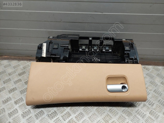 PORSCHE PANAMERA TORPİDO KAPAĞI BEJ RENK 97055220408