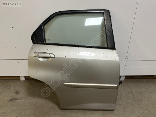 HONDA CİTY SAĞ ARKA KAPI ( BEJ- DOLU )