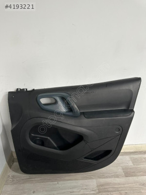 PEUGEOT PARTNER TEPE SAG ÖN KAPI DÖŞEMESİ 9681215177