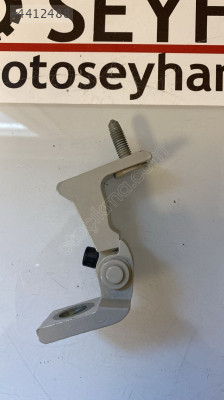 8W0831404A Vw T-cross 2023 sağ ön arka alt üst kapı menteşesi