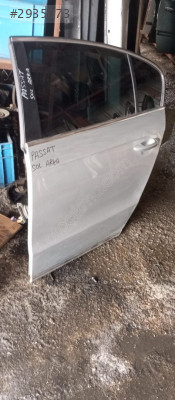 VOLKSWAGEN PASSAT SOL ARKA KAPI