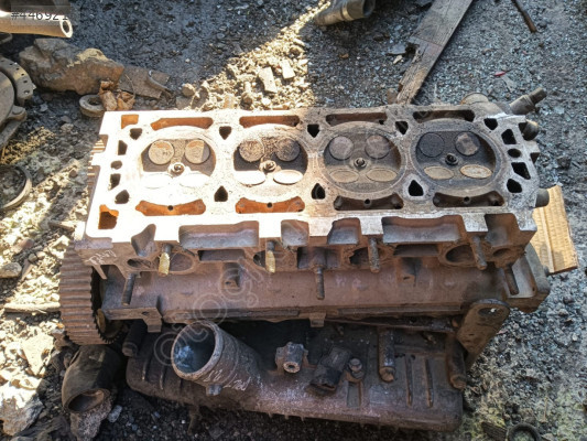 Rover silindir kapağı