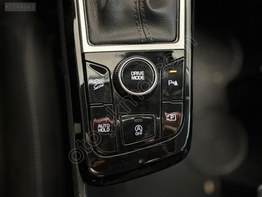 2023 Kia Sportage El Fren Düğmesi