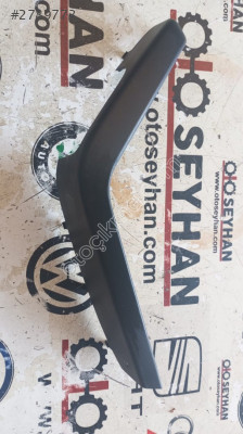 8K0868824 Audi A4 2014 arka sağ kapi kolu kaplamasi