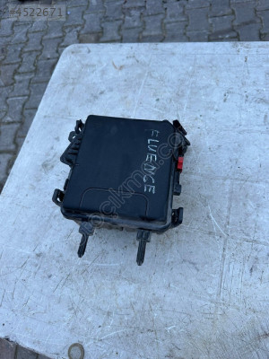 RENAULT FLUENCE SİGORTA KUTUSU