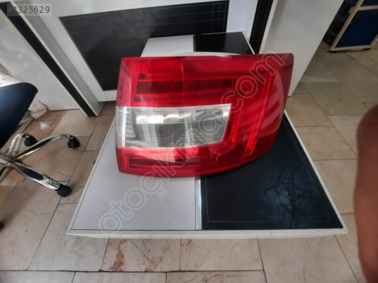 SKODA OCTAVİA SAĞ ARKA STOP