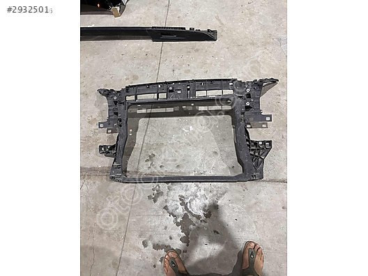 Audi q2 ön panel