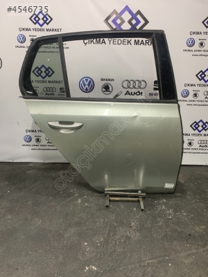 VOLKSWAGEN GOLF 6 SAĞ  ARKA KAPI  GRİ