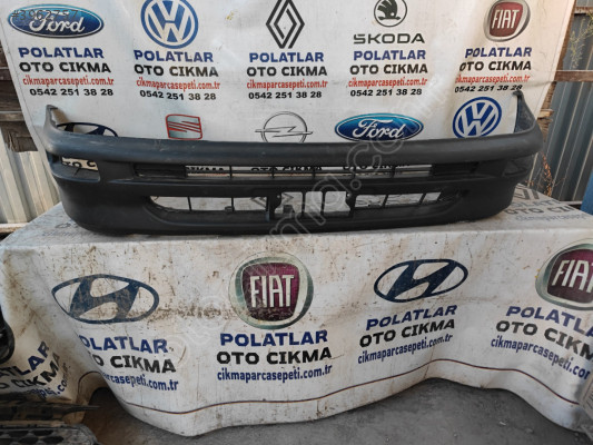 Toyota Corolla ön tampon