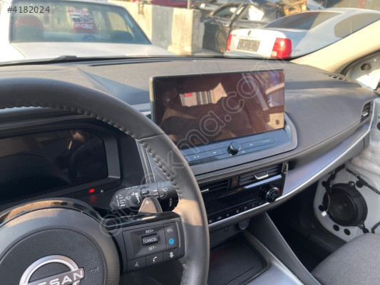 NİSSAN QASHQAI  - MULTİMEDİA EKRANI 1.3 DIG-T BENZİNLİ 2024