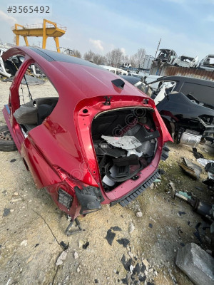 PEUGEOT 308 SOL ARKA KESME ÇAMURLUK OTO FEDAİ