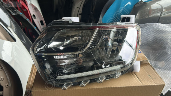 Dacia duster sol far
