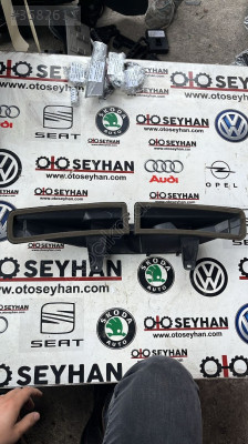 3G1819063A volkswagen passat b8.5 göğüs ön cam havalandırma kanal